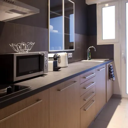 Toni's Fancy In Classy Kolonaki Apartment Athens